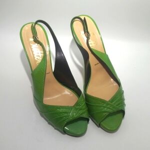 BUTTER GREEN SLING BACK HEELS SIZE 7